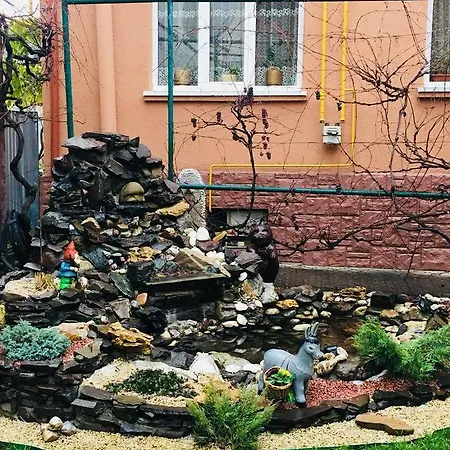 Guest house кімнати біля замку Mukacheve