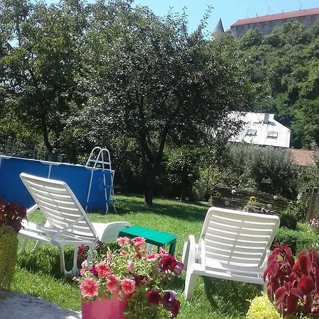 Affittacamere кімнати біля замку 3*