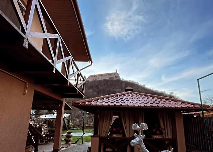 кімнати біля замку Maison d'hôtes 3*