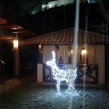 кімнати біля замку 3* Mukacheve