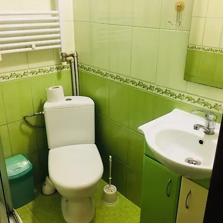 кімнати біля замку 3* Mukatjeve